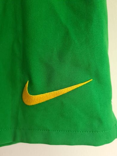 Nike Celtic football shorts magners green Size Small