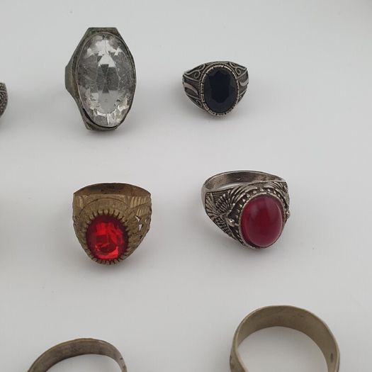 15 Old Fashioned Brass Rings Rustic Decorative Jewellery Lot