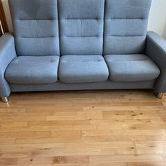 Recliner couches