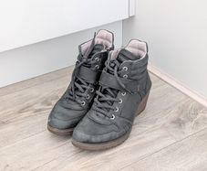 Ecco Leather Ankle Boots - Size 36 (black)