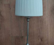 2 table lamps