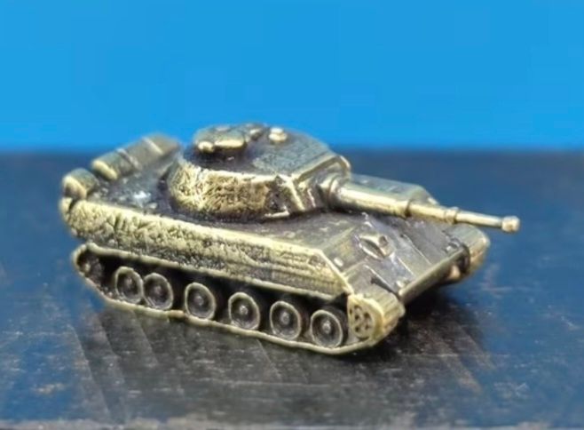 Miniature brass German panther tanks (4) aprox scale 1/350- 1/400 .
