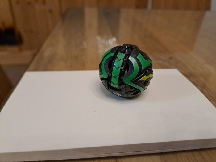 Bakugan Haos Baku Cyclone Strike Orbeum