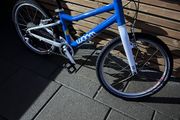woom 4 blue