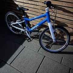 woom 4 blue