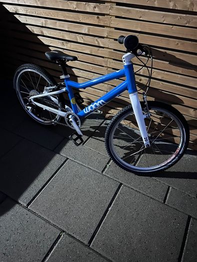 woom 4 blue