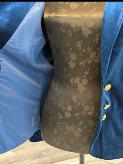 Brand New Royal Blue Blazer from Vila. Size Small UK 8 / EU 36