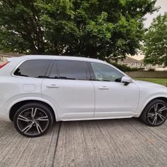 2016 Volvo XC90 T8 R-Design. Only 74,000 Kms!