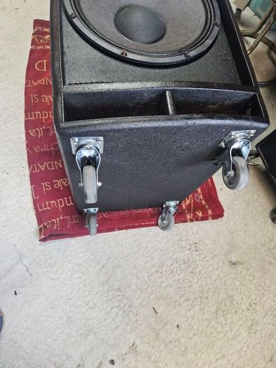 KME 15in bass bin