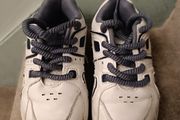 DUNNES boys shoes - size 26