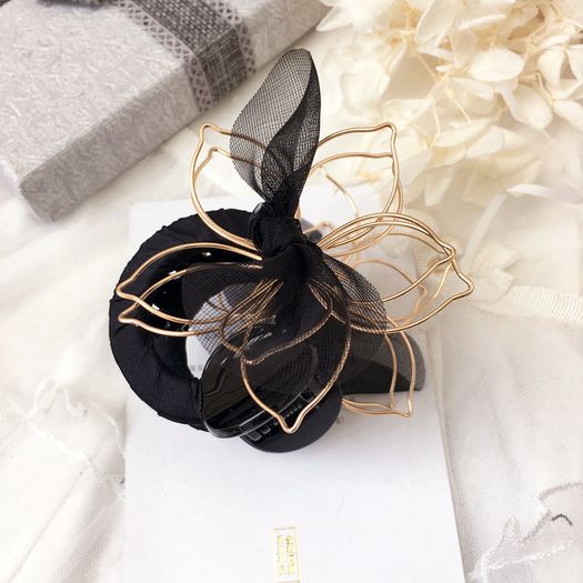 Handmade Exquisite Flower Hair Claw