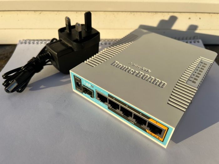 1Gb Router MikroTik hAP ac Dual Band PoE