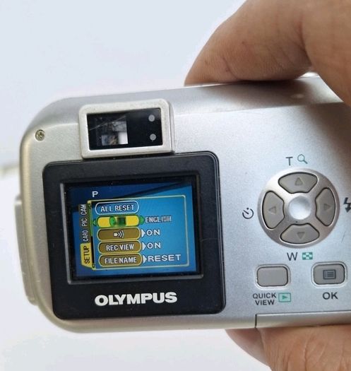 Olympus Camedia C-160 Digital Camera