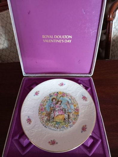 Valentines Present Vintage Royal Doulton St. Valentine Plates