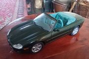 Maisto Jaguar 1/18 scale