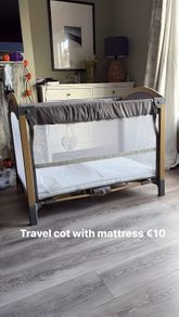 travel cot