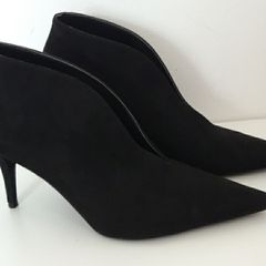 High heels shoes