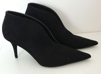 High heels shoes