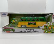 Jada 1:24 TMNT Teenage Mutant Ninja Turtles LEONARDO & 1962 VOLKSWAGEN VW BUS Model diecast die cast