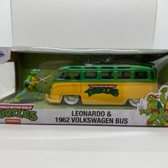 Jada 1:24 TMNT Teenage Mutant Ninja Turtles LEONARDO & 1962 VOLKSWAGEN VW BUS Model diecast die cast