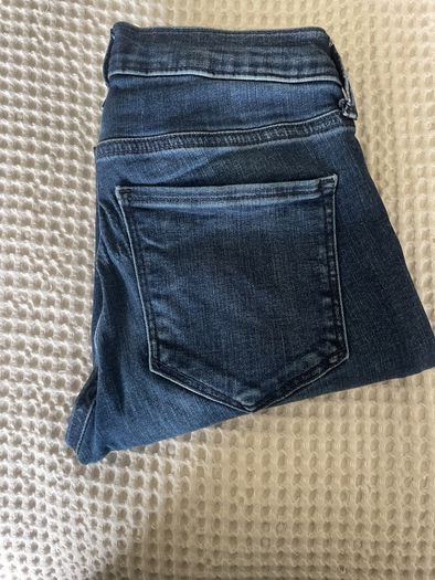 Gap jeans size 8
