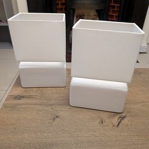 Set of 2 beside lsmps