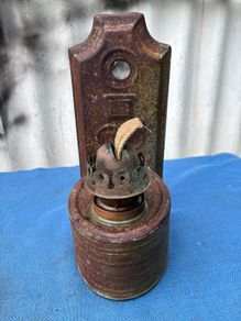 Antique wall lamp