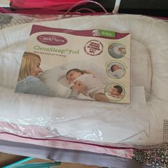 Clever mama pillow