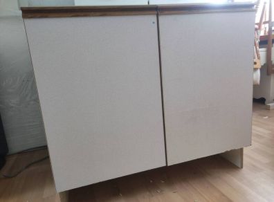 kitchen cabinet