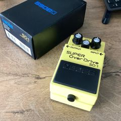Boss SD-1 Super Overdrive effect pedal box