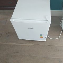 belling counter top mini fridge