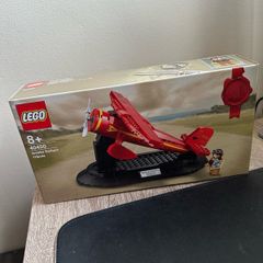 Lego Amelia Earhart Tribute Plane GWP Limited Edition Set (Brand New)