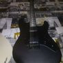 Eletric Guitar Image 4