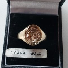 Man united 9 carat gold Ring