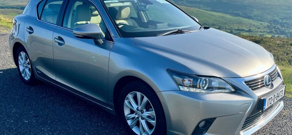 2017 Lexus CT200h Executive, Hybrid Health Check