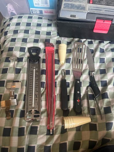 Kitchen Tools Set Thermometer, Spatula, Knife & More!