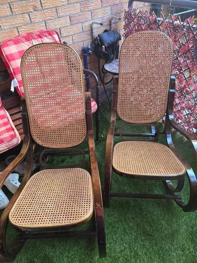 rocking chairs