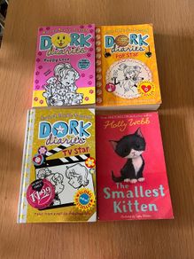 book Dorks Diaries