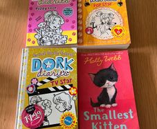 book Dorks Diaries
