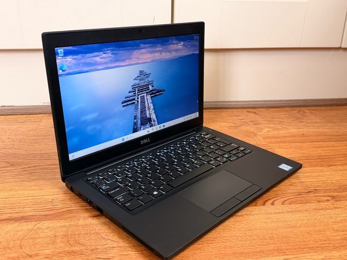 Dell Latitude 7290 i5 8th gen 512gb SSD