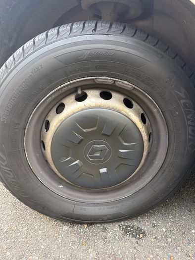 Wheel trim set of 4 for Renault Master 16 inch wheel