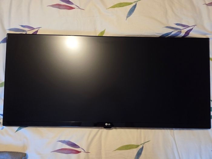 LG 34UM58 - 34" 1080p Ultrawide IPS Monitor