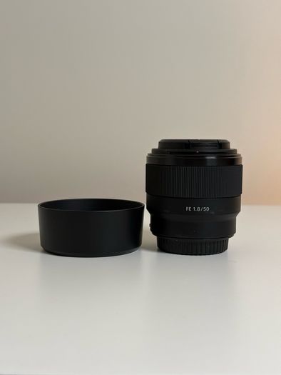 Sony 50mm f1.8 full frame lens
