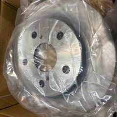 New Toyota Auris Rear Discs with Brake Pads