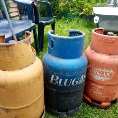 gas cylinders  3 of them