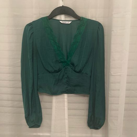 Stradivarius Green blouse. Size S