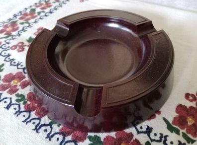 Bakelite ashtray, bakelight,