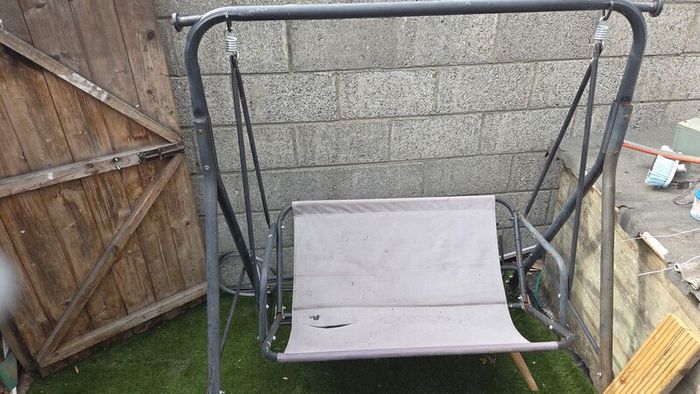 Garden swing Free
