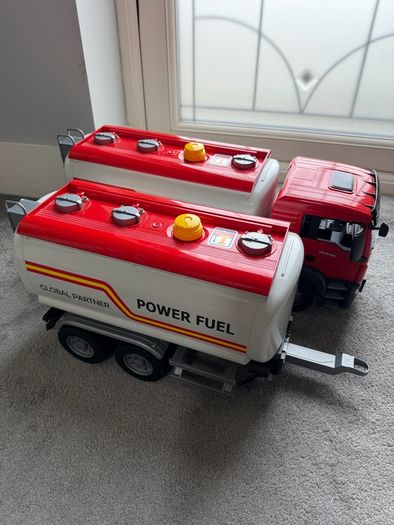 Bruder Oil Truck & Trailer