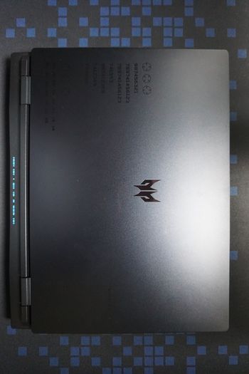 Acer Predator Helios Neo 16 - RTX 4070 8Gb - 32Gb DDR5 RAM (Upgraded) + Flydigi Laptop cooler